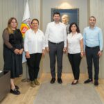 Erdemli Belediyesi Minik Kalpler Kıyafet Evi’ni Hizmete Açtı