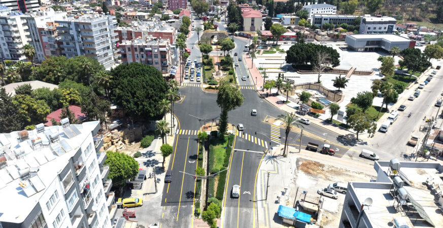 Mersin Büyükşehir'den Tarsus'ta Kavşak Düzenlemesi Tamamlandı
