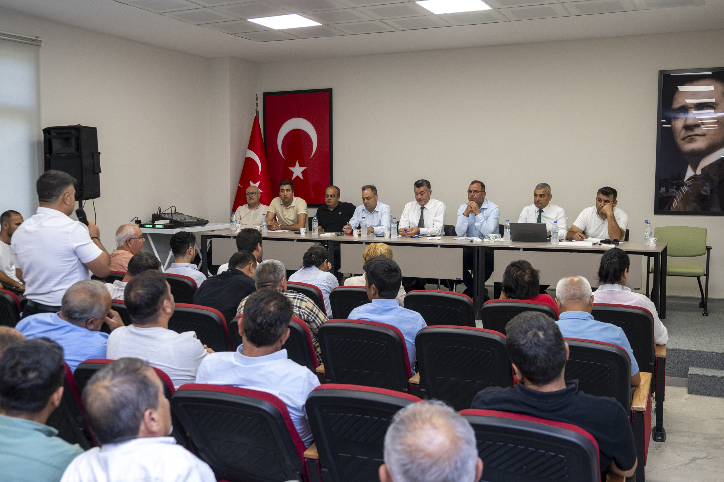 Mersin Büyükşehir ve Silifke Belediyeleri Muhtarlarla Buluştu Mersin Büyükşehir ve Silifke Belediyeleri Muhtarlarla Buluştu