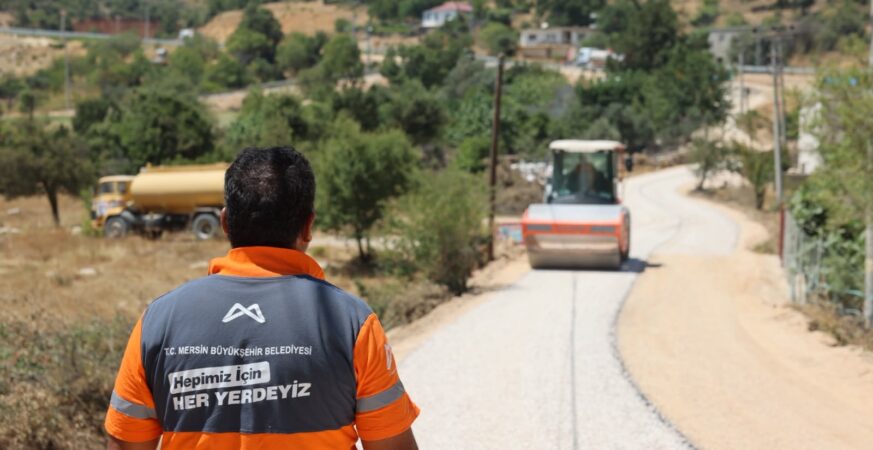 Mersin Büyükşehir Balandız Üretici Yolunu Yeniledi Mersin Büyükşehir Balandız Üretici Yolunu Yeniledi