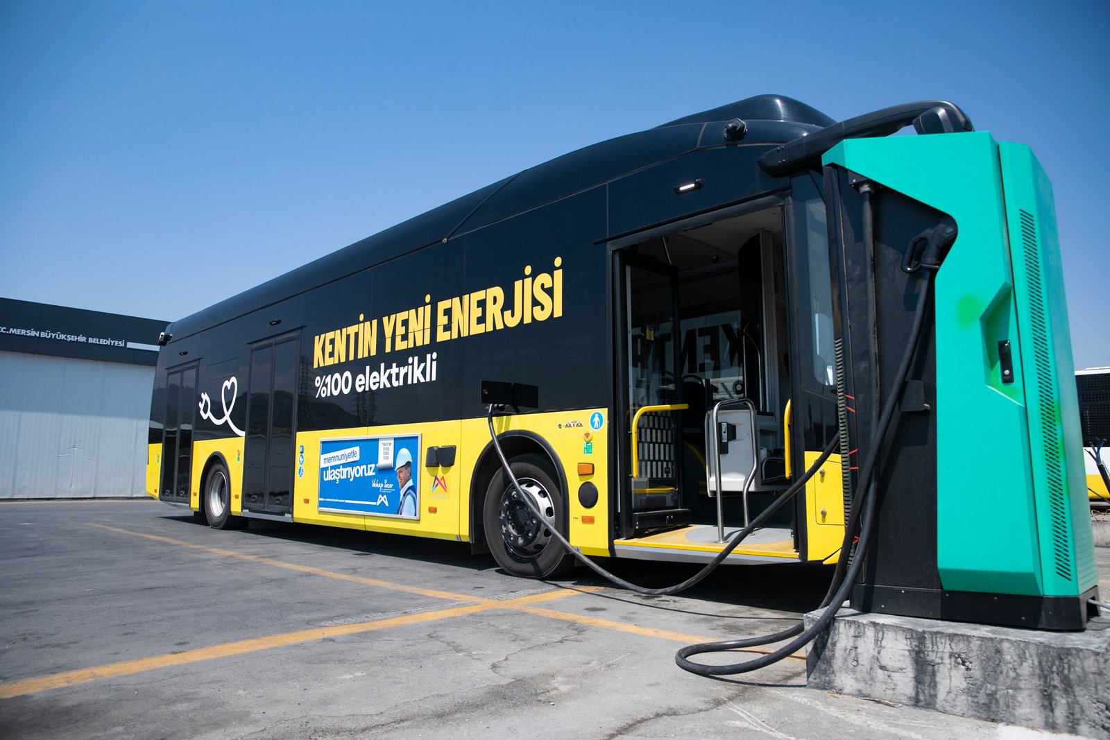 Mersin Büyükşehir Elektrikli Otobüslerle Yakıt ve Karbon Tasarrufu Sağladı