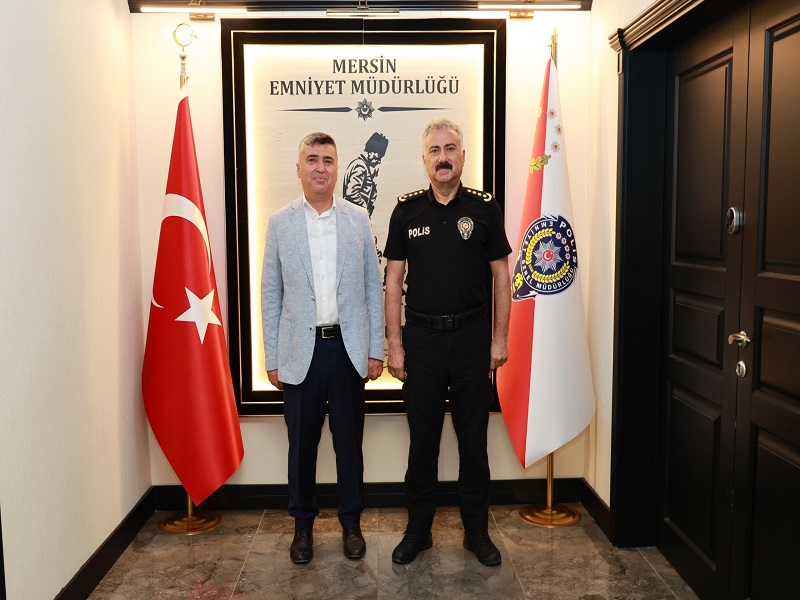 Mersin Türk Telekom İl Müdürü Ahmet Bilgin İl Emniyet Müdürü Fahri Aktaş'ı ziyaret etti Mersin Türk Telekom İl Müdürü Ahmet Bilgin İl Emniyet Müdürü Fahri Aktaş'ı ziyaret etti
