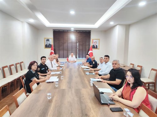 Tarsus Kaymakamı Akyüz Başkanlığında Kadına Yönelik Şiddetle Mücadele Toplantısı Yapıldı Tarsus Kaymakamı Akyüz Başkanlığında Kadına Yönelik Şiddetle Mücadele Toplantısı Yapıldı