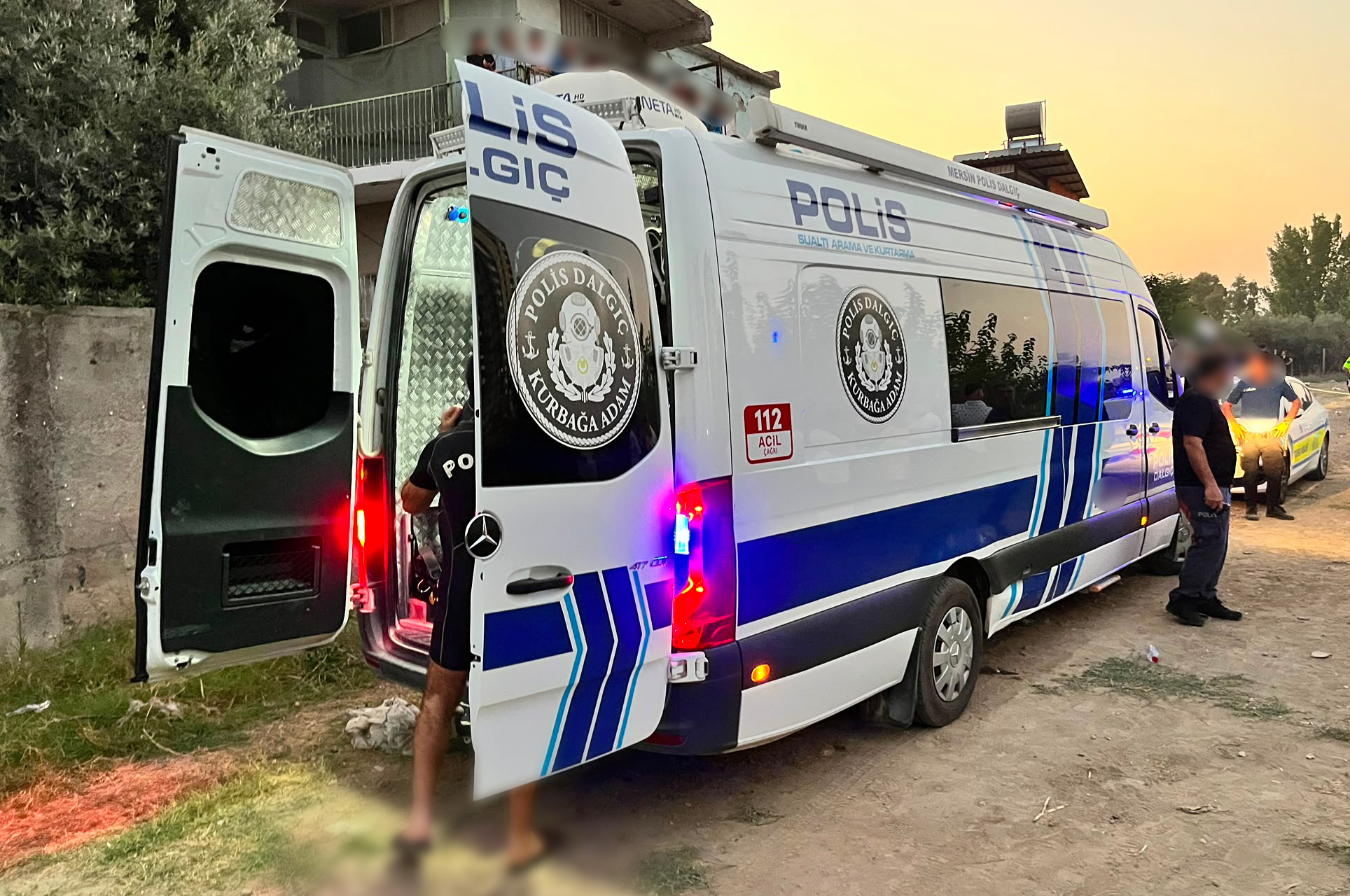 Cansız İnsan Bedeni Sandığı Cisim Telef Olmuş Hayvan Çıktı