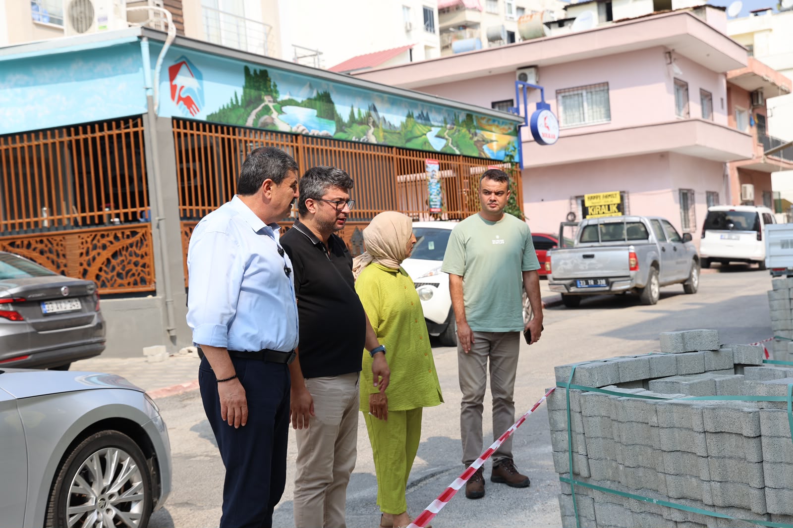 Toroslar Belediye Başkanı Yıldız Sahadaki Çalışmaları İnceledi
