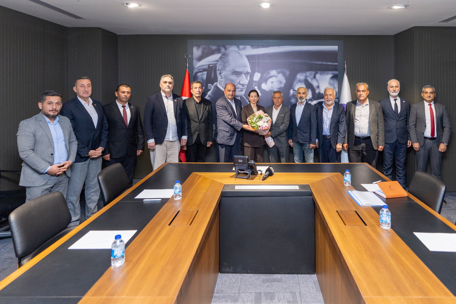Mersin Büyükşehir Belediye Başkan Vekili Genç Muhtarlar Gününde Muhtarlarla Buluştu