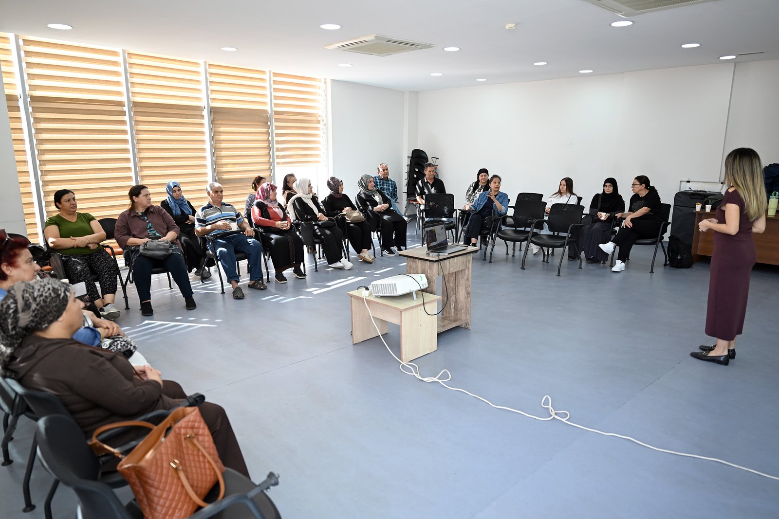 Mersin Büyükşehir Belediyesi Engelsiz Yaşam Merkezinde Aileleri Bilinçlendirdi