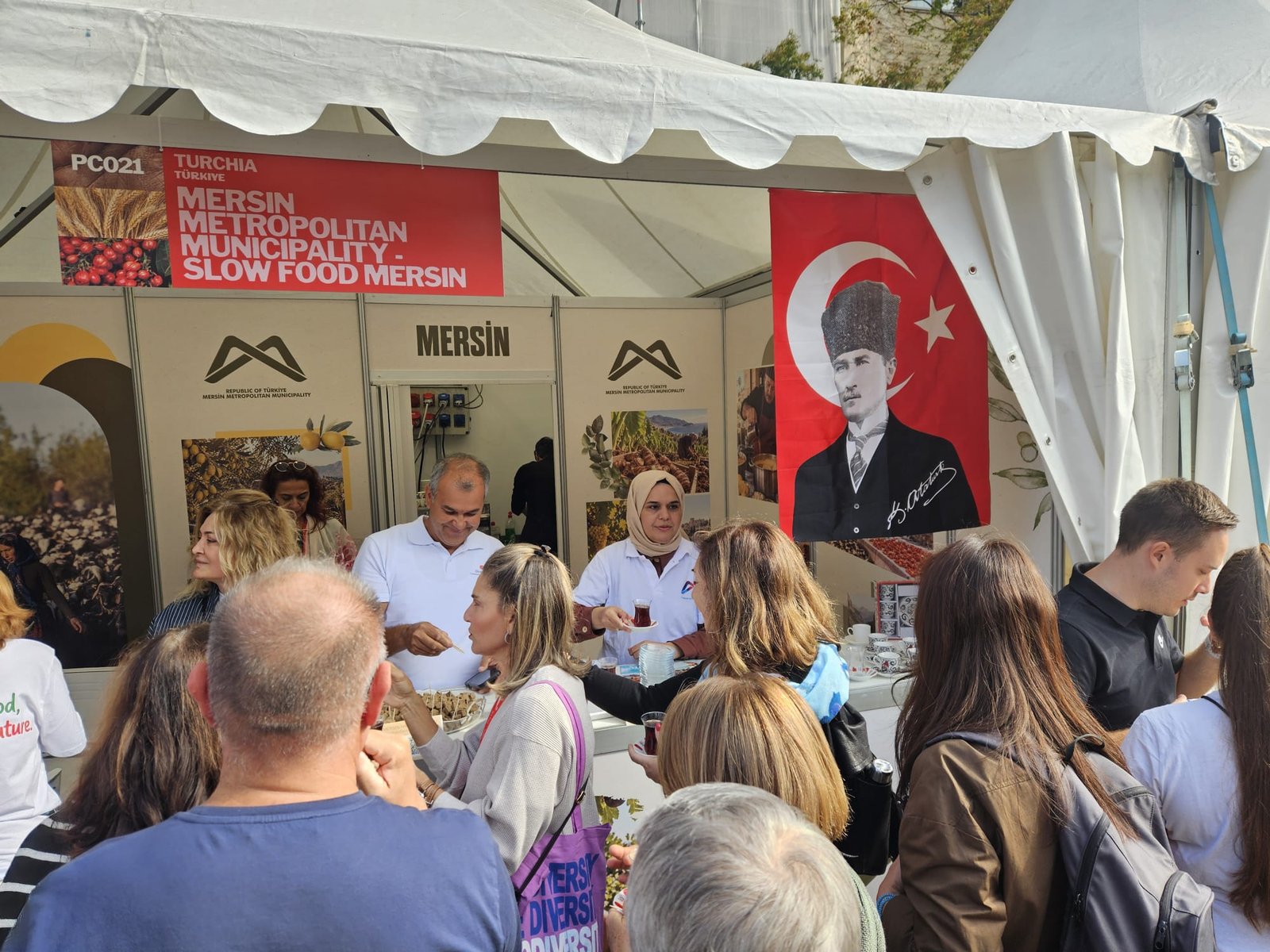 Mersin Büyükşehir Belediyesi Gastronomi Kimliğini Torino'da Tanıttı