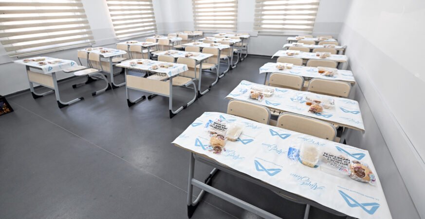 Mersin Büyükşehir Kurs Merkezlerinde Öğrencilere Yemek Desteği