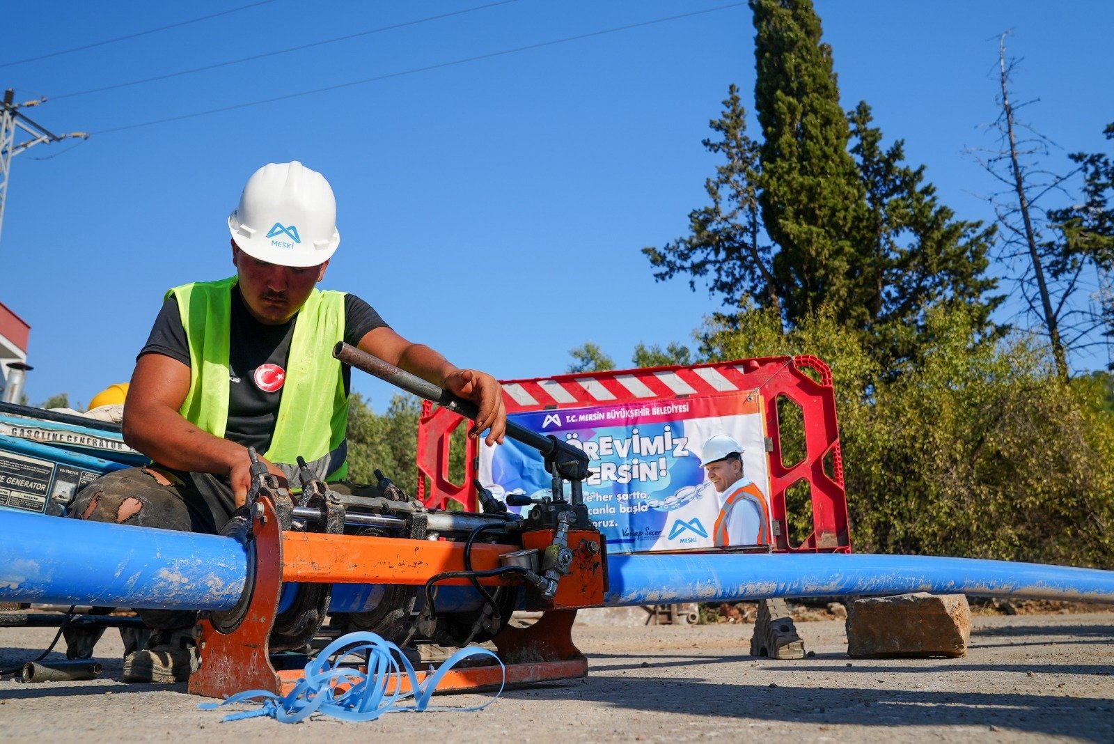 MESKİ Aydıncık Yeni Mahallede İçme Suyu Hattını Yeniledi MESKİ Aydıncık Yeni Mahallede İçme Suyu Hattını Yeniledi