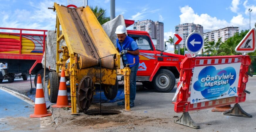 MESKİ Mersin'de Yoğun Yağışlara Karşı Hazırlıklarını Güçlendirdi MESKİ Mersin'de Yoğun Yağışlara Karşı Hazırlıklarını Güçlendirdi