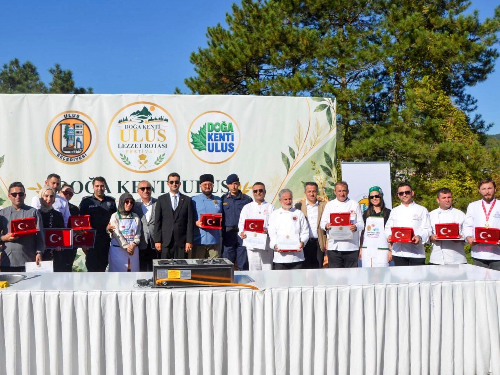 Tarsus'un Tarımsal Değerleri Ulus Lezzet Rotası Festivali'nde Tanıtıldı Tarsus'un Tarımsal Değerleri Ulus Lezzet Rotası Festivali'nde Tanıtıldı