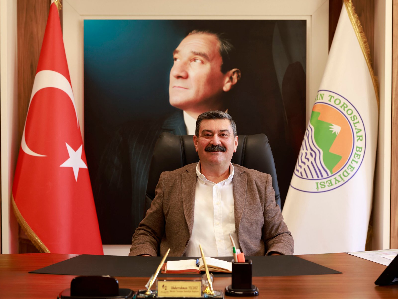 Toroslar Belediye Başkanı Abdurrahman Yıldız Cumhuriyet Bayramı mesajı yayımladı