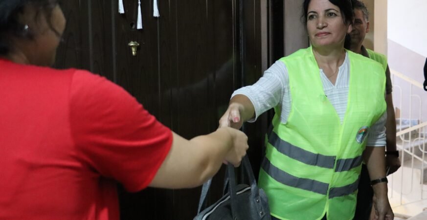 Toroslar Belediyesi 1 Yılda 936 Aileye Yeni Doğan Çantası Desteği Toroslar Belediyesi 1 Yılda 936 Aileye Yeni Doğan Çantası Desteği