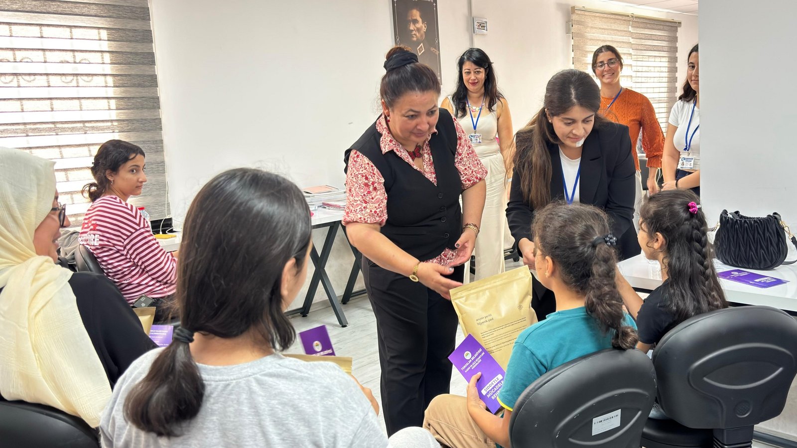 Toroslar Belediyesi Çocuk ve Ailelere Eğitim Semineri Düzenledi